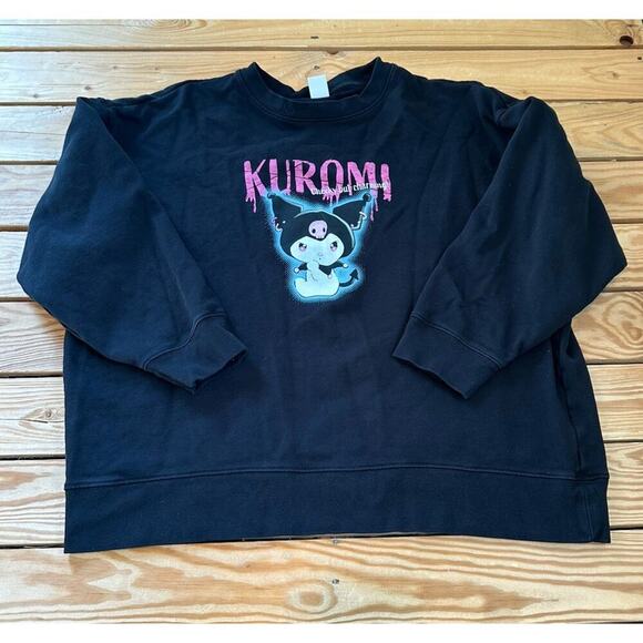 Uniqlo Tops - Uniqlo Kuromi Graphic Sweatshirt Size XL Women’s Black